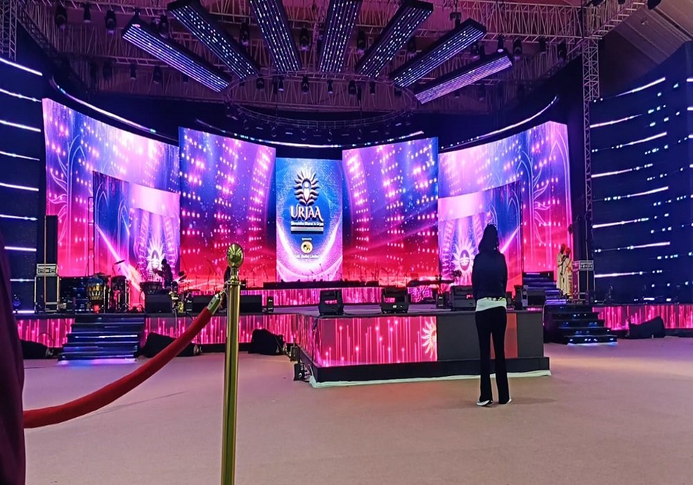 Conference venue layout for healthcare and scientific sessions